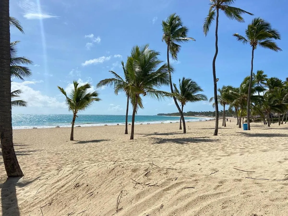 2 Rooms, 4 Beds, Pool, 5Min Beach White Sand Punta Cana Apartment