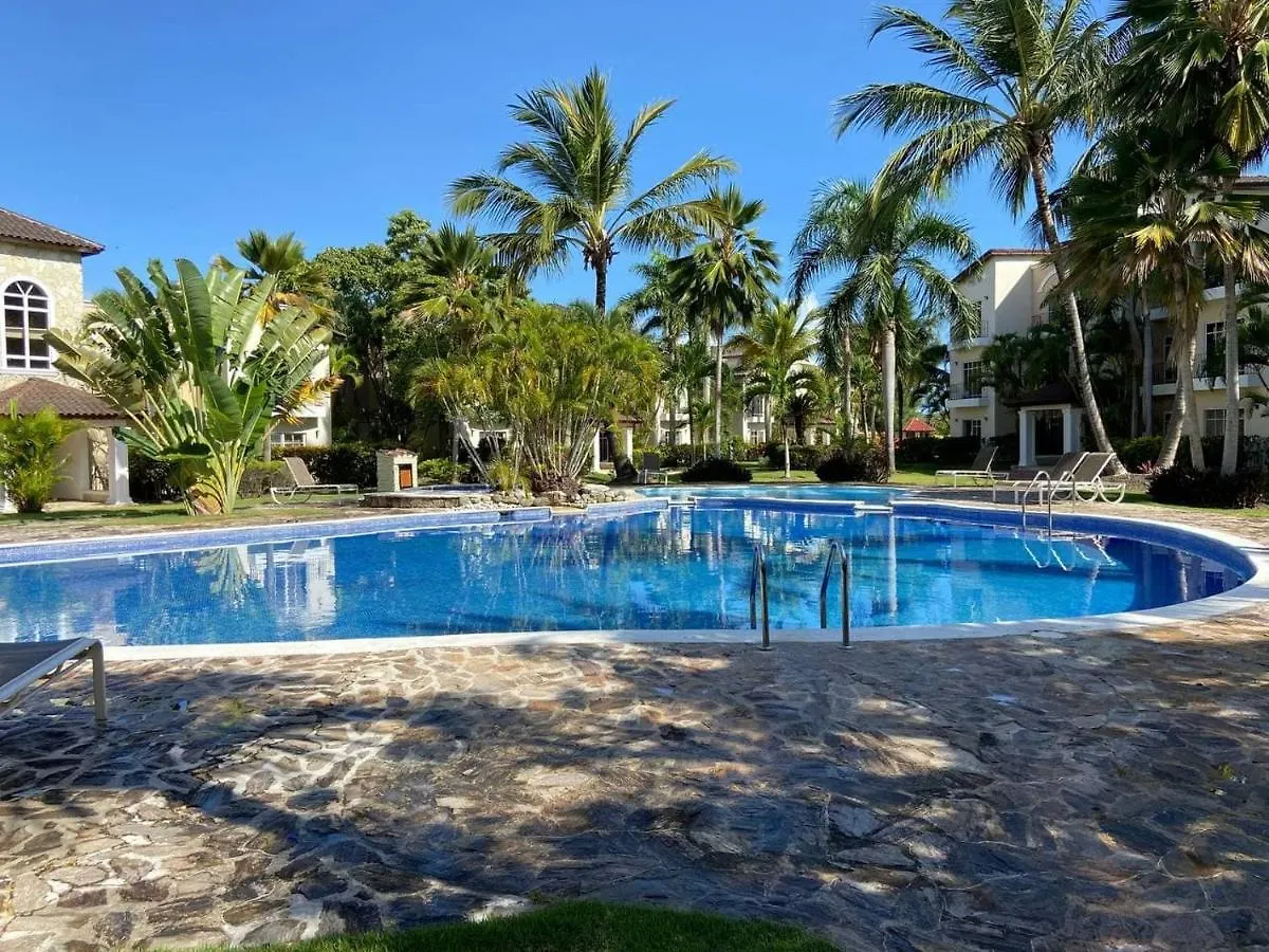 2 Rooms, 4 Beds, Pool, 5Min Beach White Sand Punta Cana Apartment